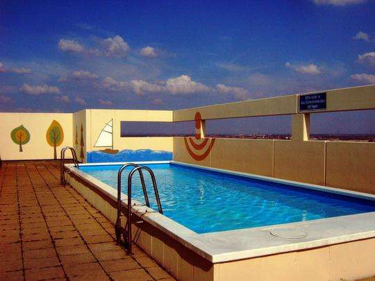 TOP geschnittene 3-Zi. Whg. in Unterschleißheim mit Pool & Sauna