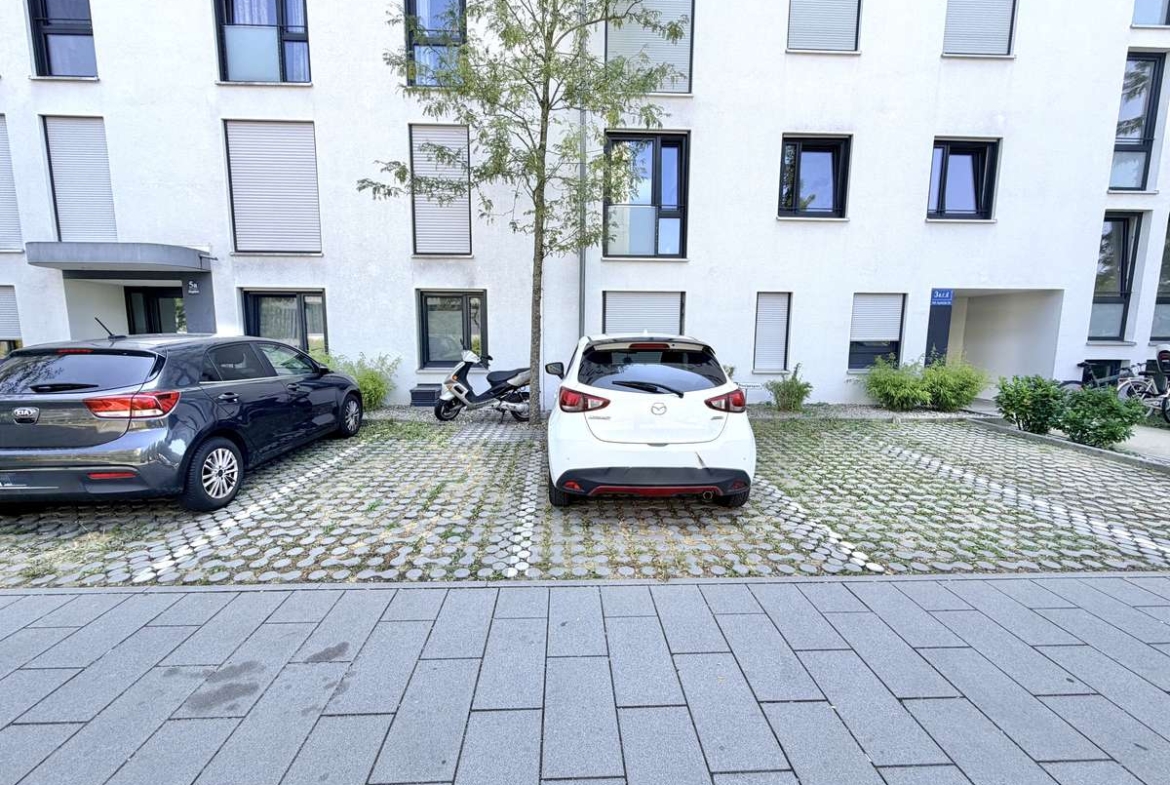 Modernes Wohnglück für die ganze Familie – Neuwertige 4-Zi.-GARTENwhg. mit zwei Bädern & TG