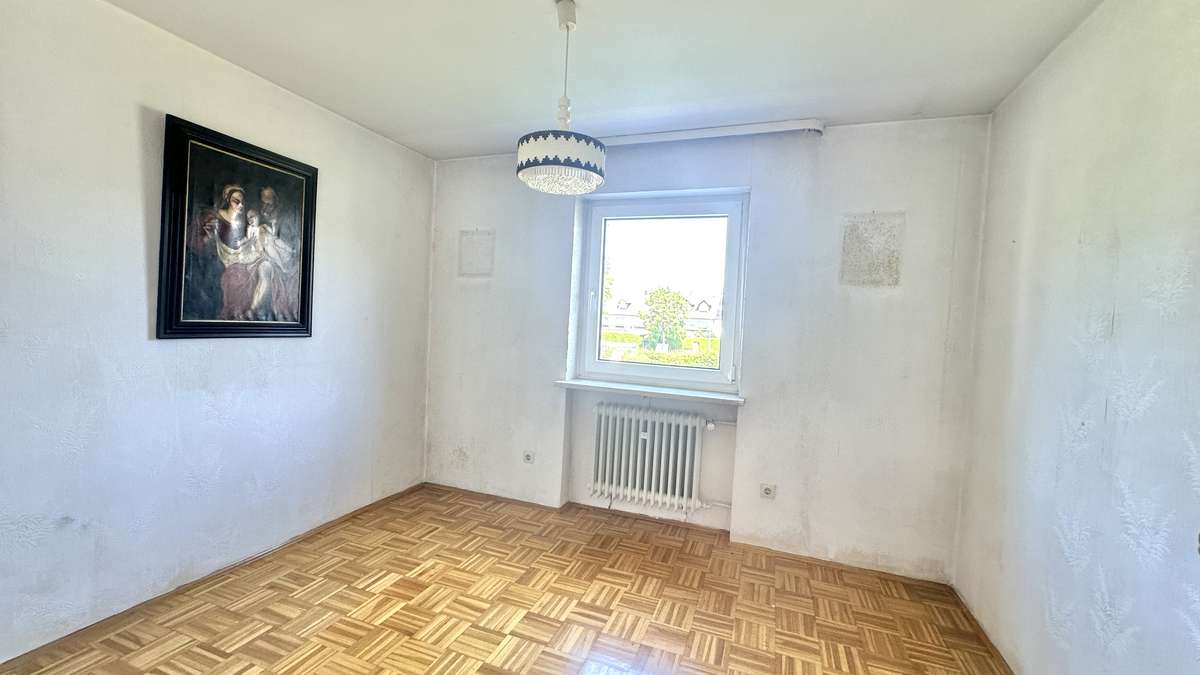 Kinderzimmer 1 Familien aufgepasst ! RMH direkt am Valentinspark – mit viel Potenzial für ihr Traumzuhause