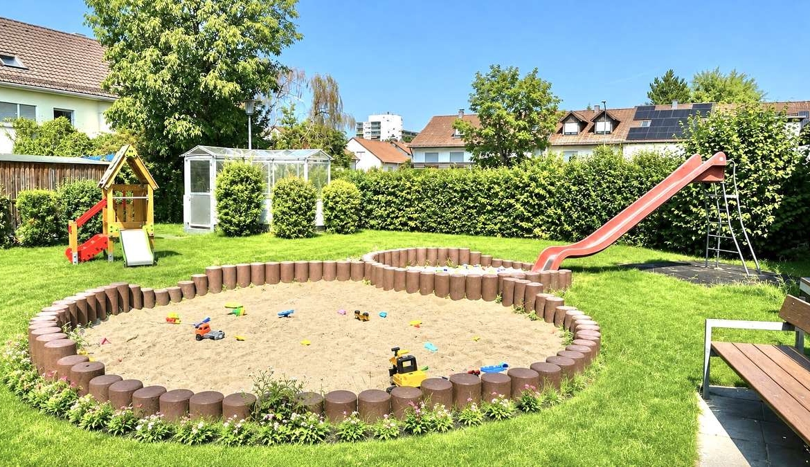 Familien aufgepasst ! RMH direkt am Valentinspark – mit viel Potenzial für ihr Traumzuhause