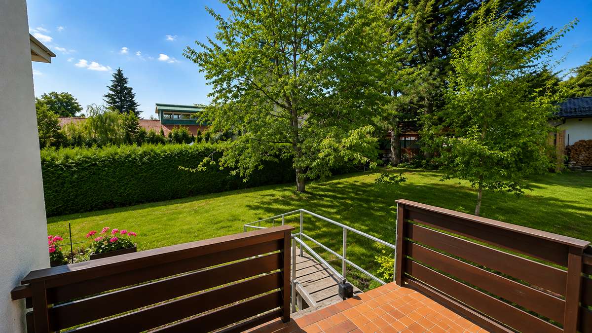 Familienfreundliches Reihenmittelhaus mit Südgarten in Ebenhausen