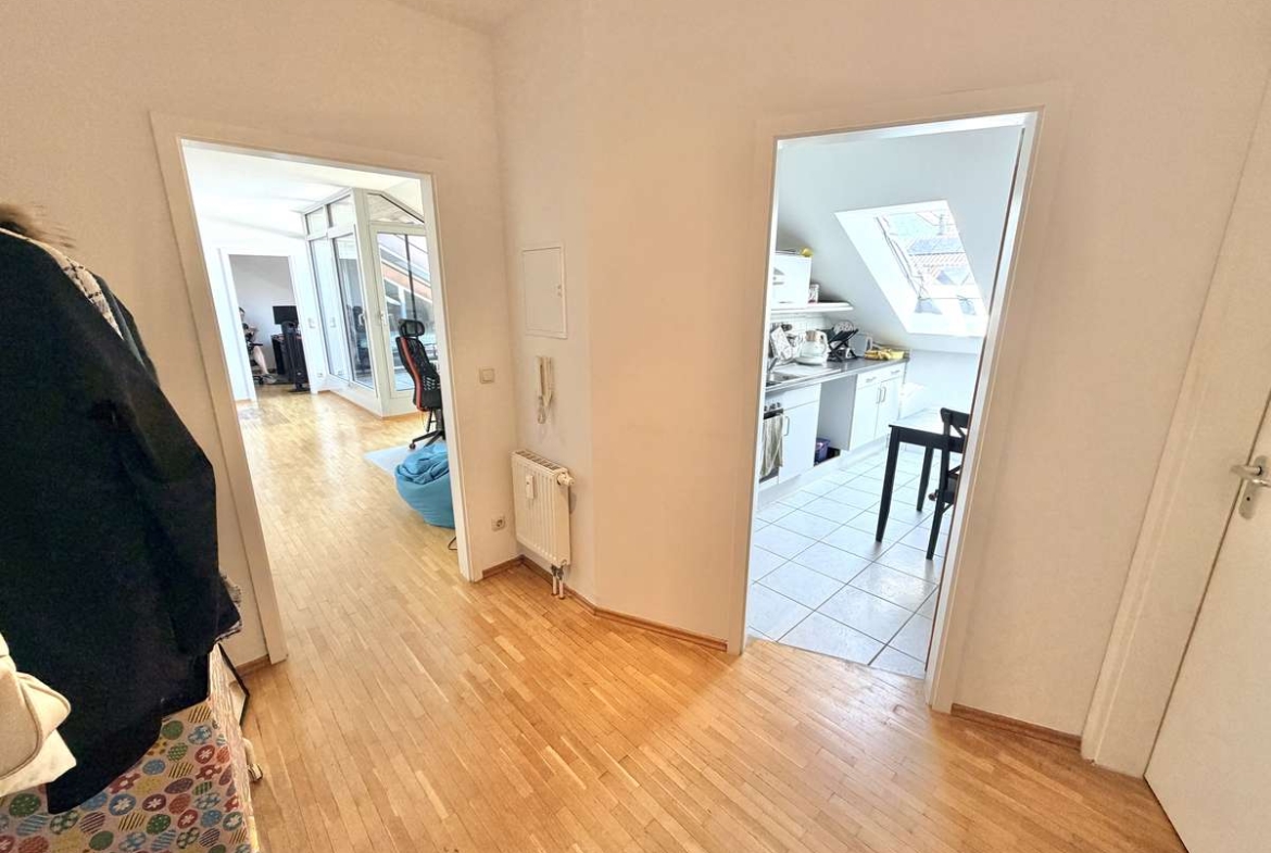 Traumhafte Dachterrasse mit Wintergarten-Funktion – 2-Zi.-Whg mit besonderem Wohngefühl