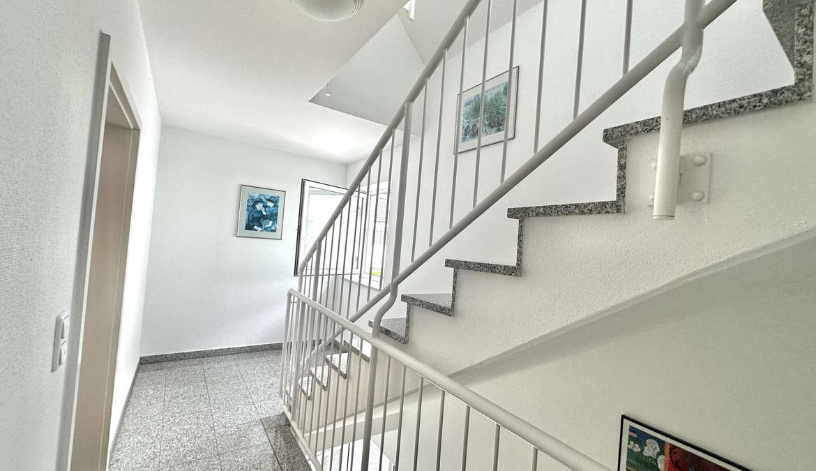 Großzügige 4-Zi. Whg.  mit zwei Balkonen in ruhiger Lage von Harlaching