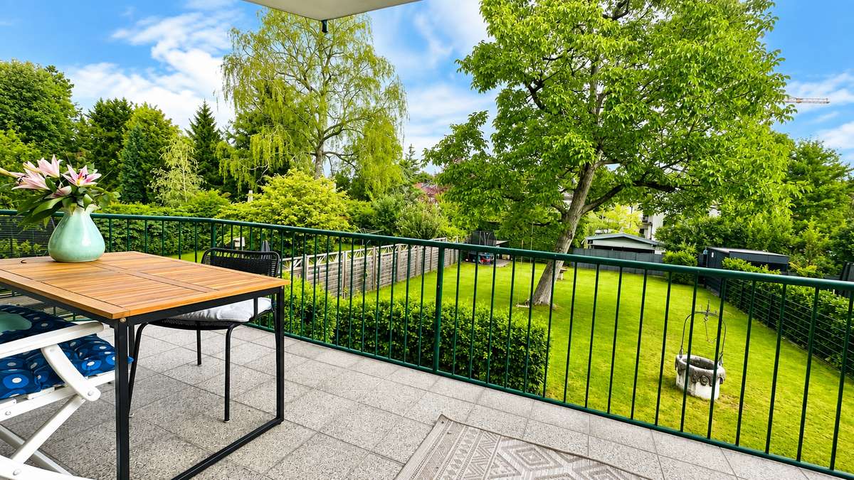 Balkon Großzügige 4-Zi. Whg. mit zwei Balkonen in ruhiger Lage von Harlaching