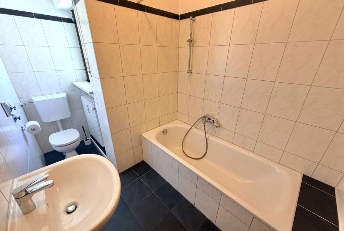 Ideal für Familien – geräumige 4-Zimmer-Wohnung mit Balkon in Pasing