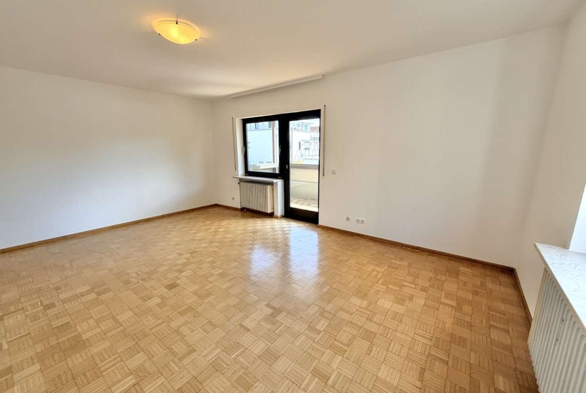 Ideal für Familien – geräumige 4-Zimmer-Wohnung mit Balkon in Pasing