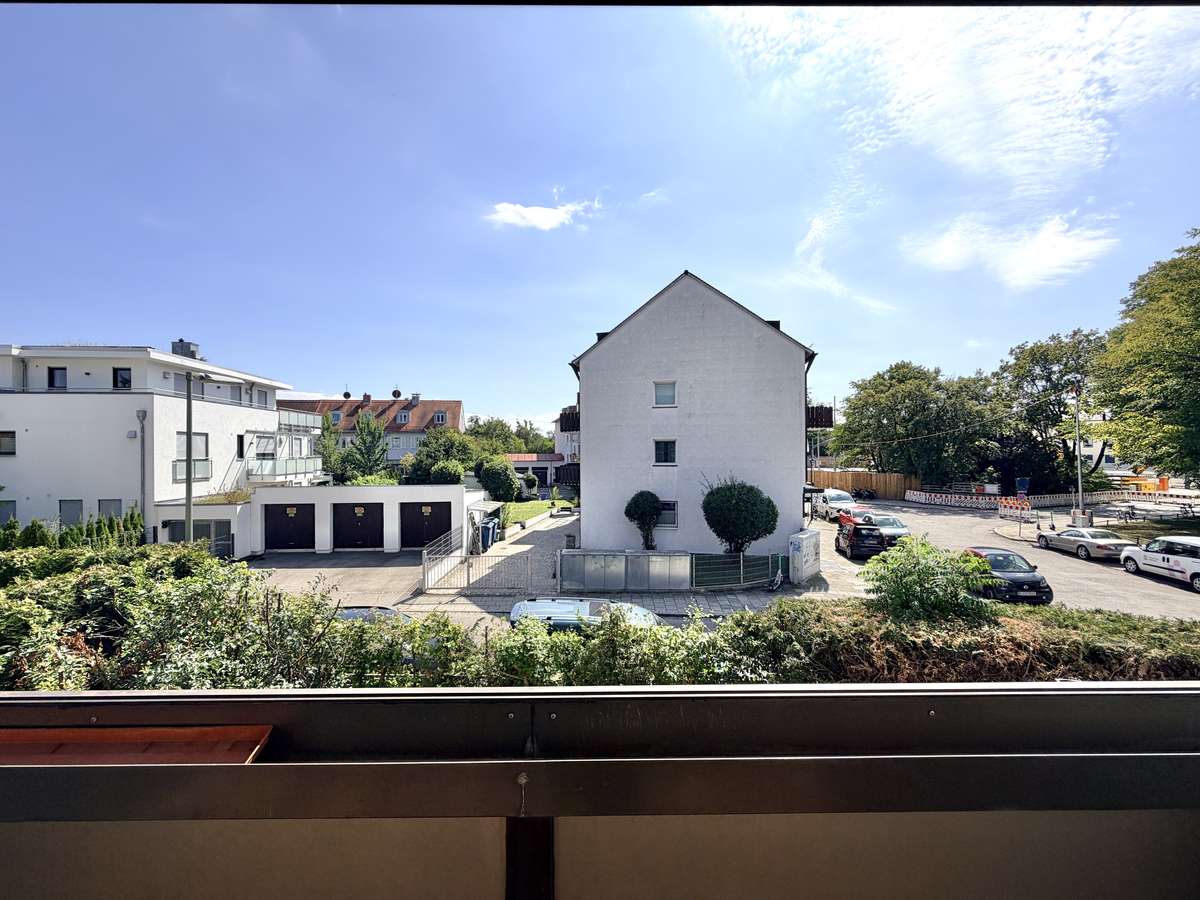 Ideal für Familien – geräumige 4-Zimmer-Wohnung mit Balkon in Pasing