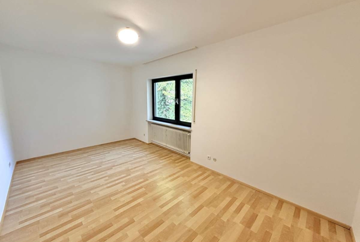 Ideal für Familien – geräumige 4-Zimmer-Wohnung mit Balkon in Pasing