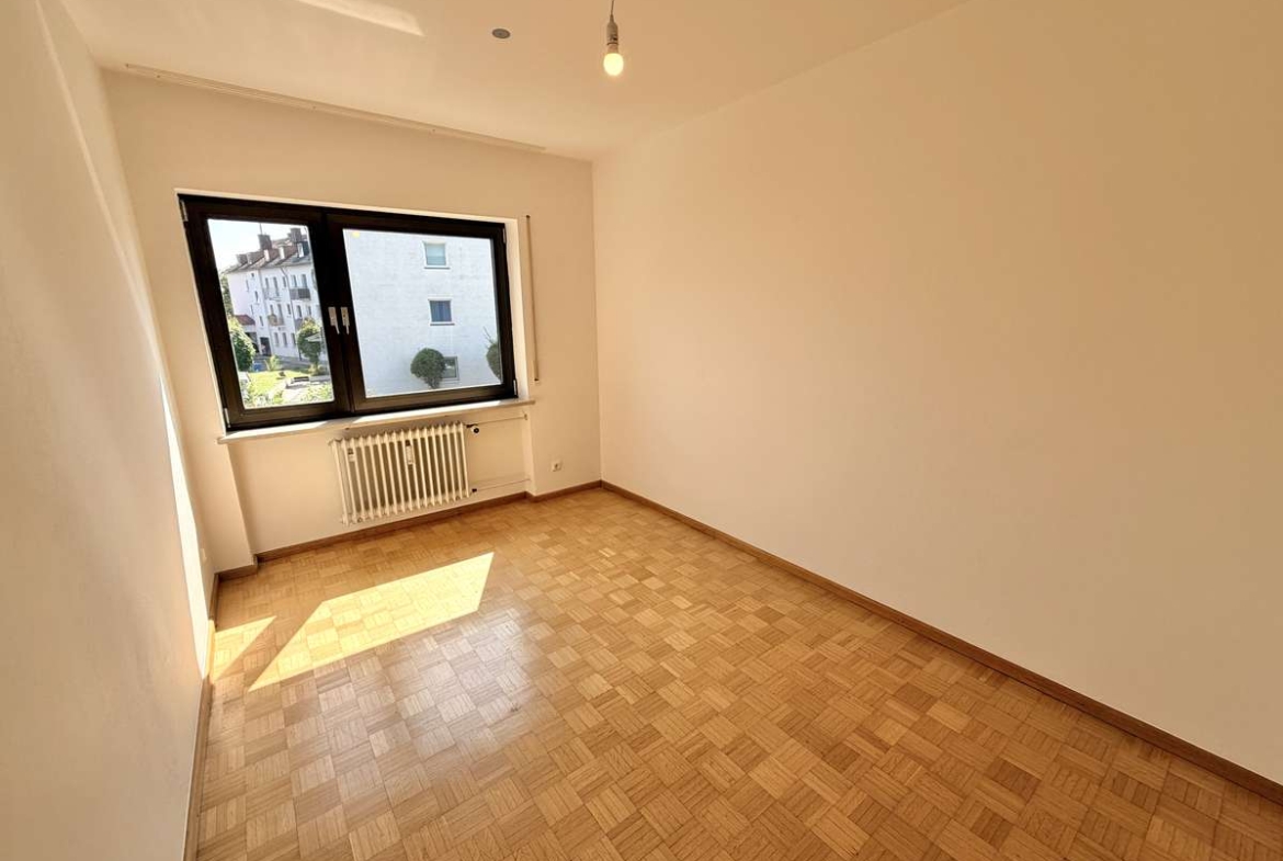 Ideal für Familien – geräumige 4-Zimmer-Wohnung mit Balkon in Pasing