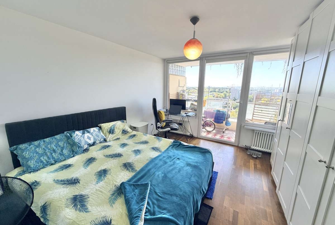 Exklusive 3-Zi. Whg mit großem SÜDBALKON und POOL in USH