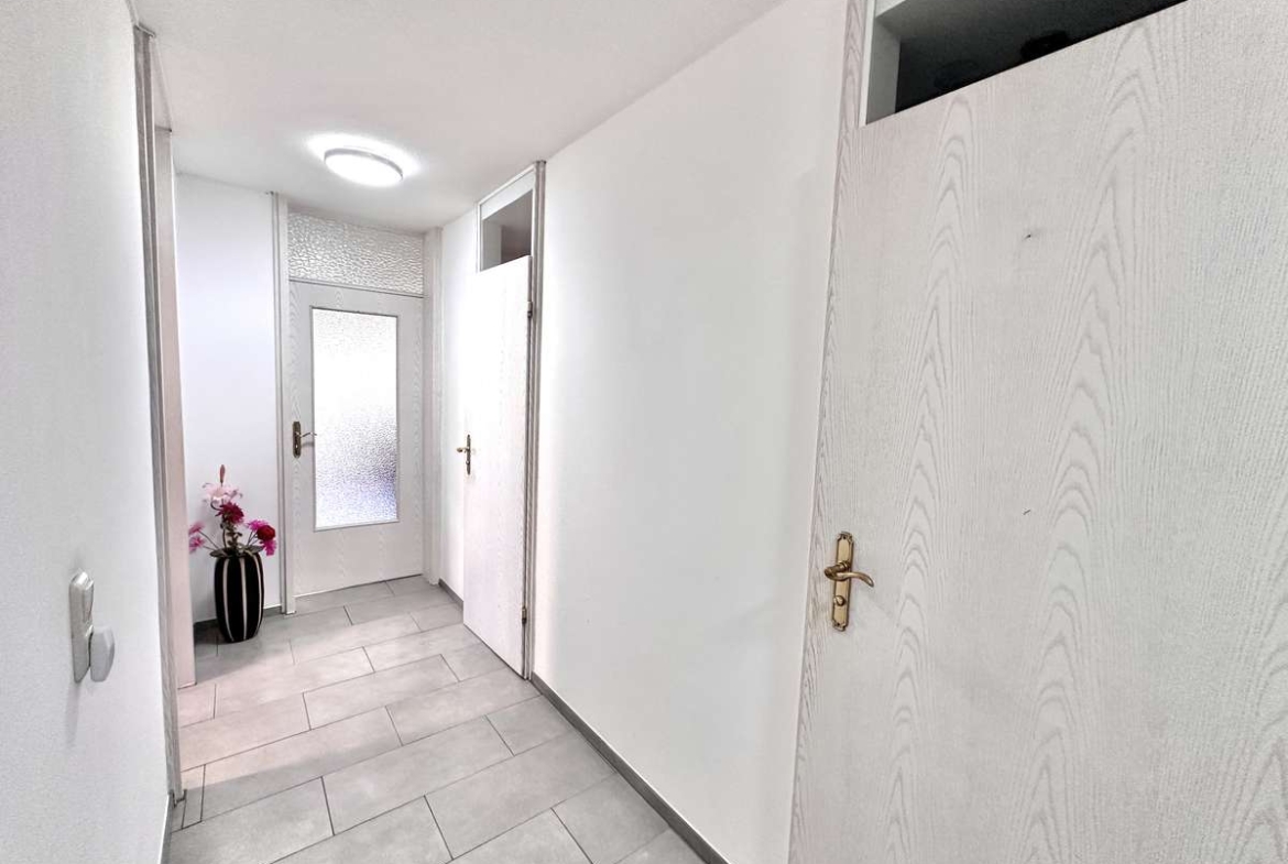 Familienfreundliche 4-Zi. Whg TOP RENOVIERT in Lohhof S1