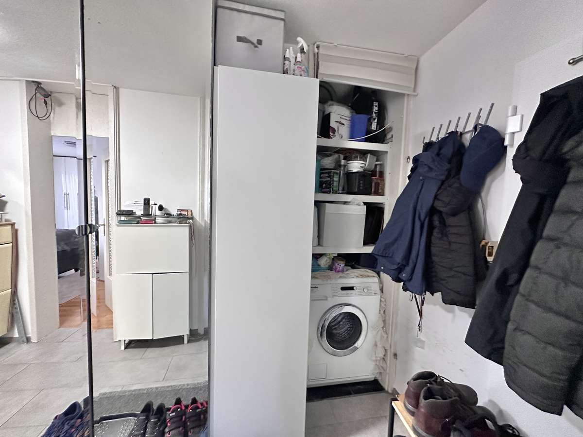 Familienfreundliche 4-Zi. Whg TOP RENOVIERT in Lohhof S1