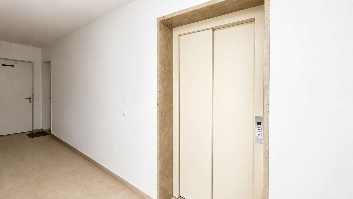 **Renovieren & selbst gestalten 2-Zi. Whg. mit Blk, EBK & TG – Sofort bezugsfrei **