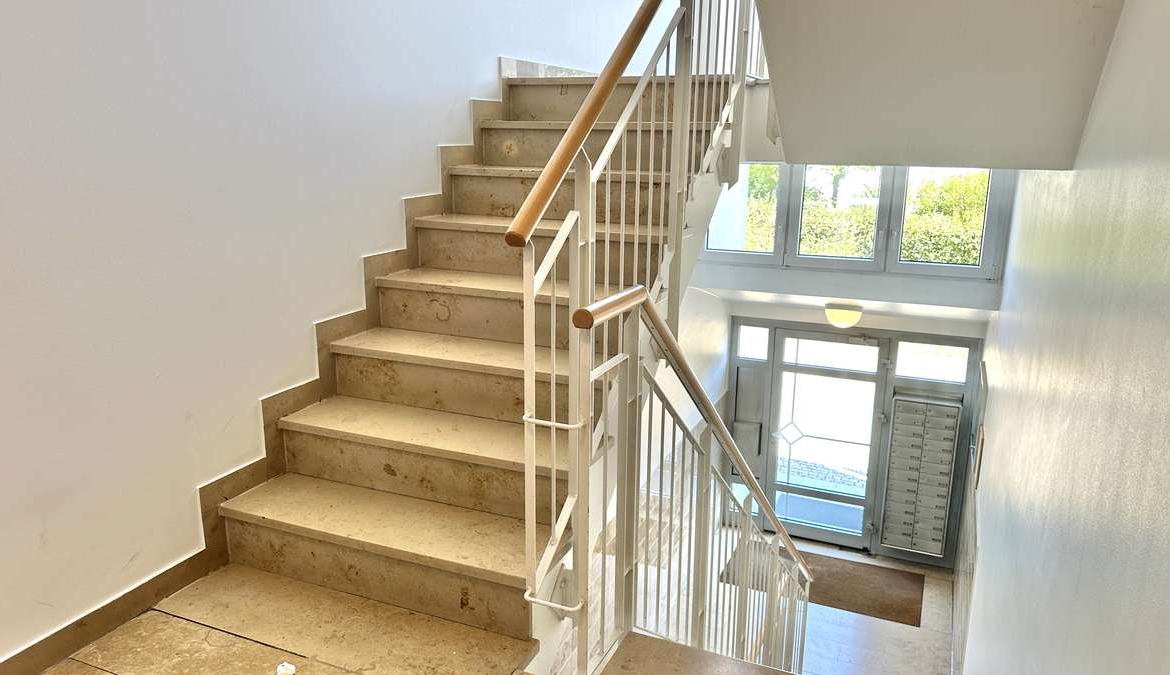 **Renovieren & selbst gestalten 2-Zi. Whg. mit Blk, EBK & TG – Sofort bezugsfrei **
