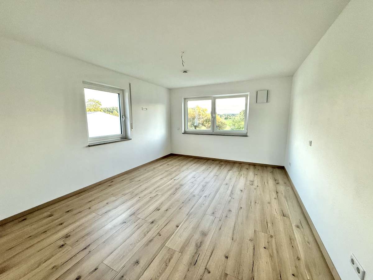 Schlafzimmer Sonnige 4-Zi-Whg. für FAMILIEN – in grüner Lage bei Pfaffenhofen an der Ilm