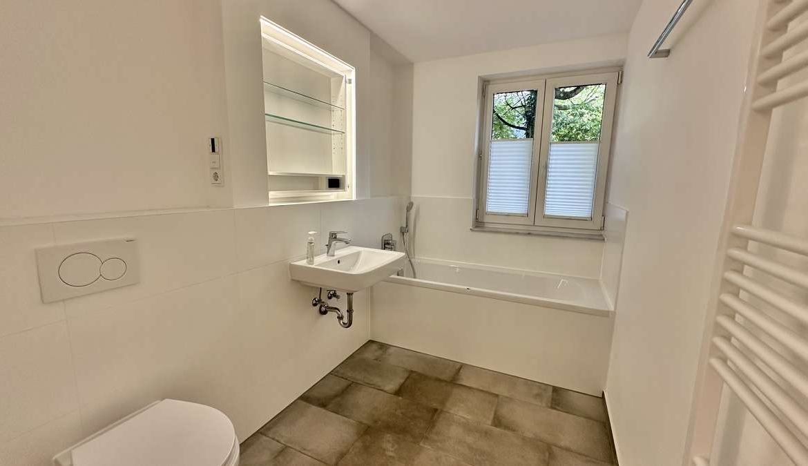 Stadtleben trifft Gartenglück – attraktive 2,5-Zimmer-Wohnung in München (Solln)