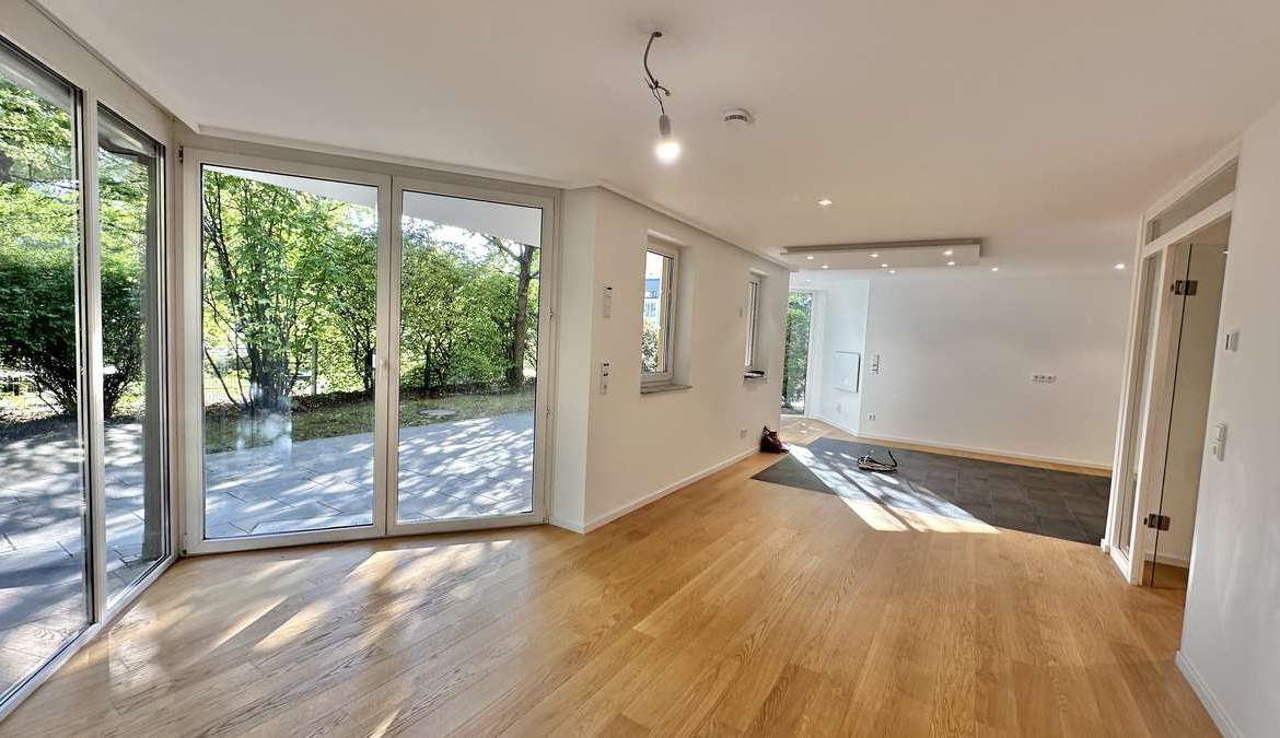 Stadtleben trifft Gartenglück – attraktive 2,5-Zimmer-Wohnung in München (Solln)