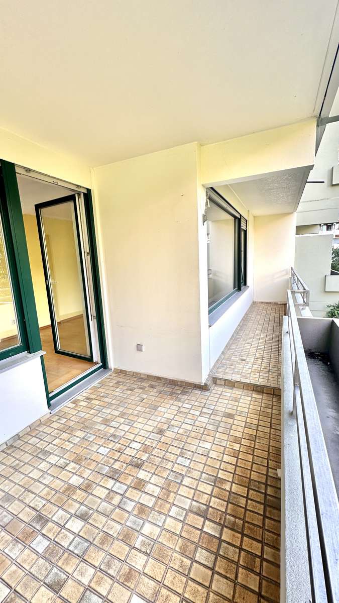 Ab sofort frei !! 3- Zi. Whg.  mit Südbalkon und Raum für ihre Wohnideen – Nähe S1