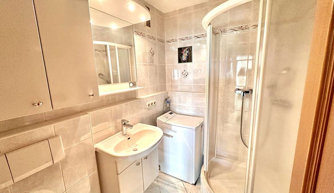 Ab sofort frei !! 3- Zi. Whg.  mit Südbalkon und Raum für ihre Wohnideen – Nähe S1