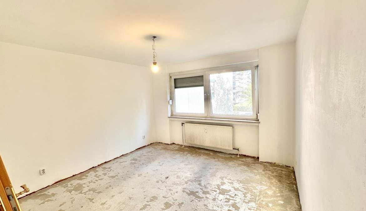 Ab sofort frei !! 3- Zi. Whg.  mit Südbalkon und Raum für ihre Wohnideen – Nähe S1