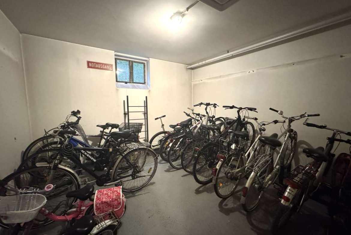 Ab sofort frei !! 3- Zi. Whg.  mit Südbalkon und Raum für ihre Wohnideen – Nähe S1