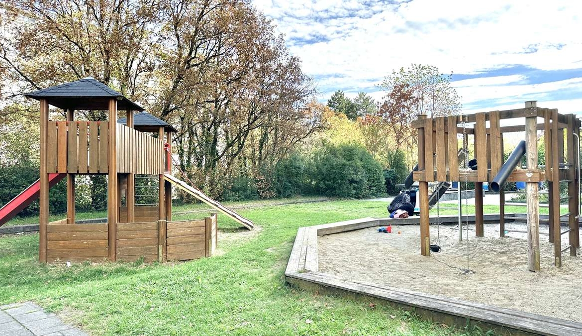 Ab sofort frei !! 3- Zi. Whg.  mit Südbalkon und Raum für ihre Wohnideen – Nähe S1