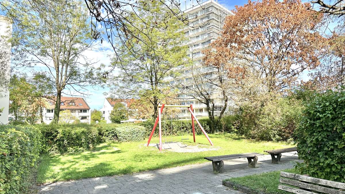 Ab sofort frei !! 3- Zi. Whg.  mit Südbalkon und Raum für ihre Wohnideen – Nähe S1