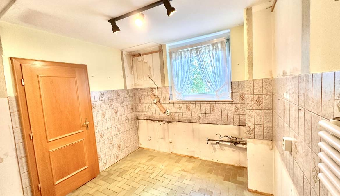 Ab sofort frei !! 3- Zi. Whg.  mit Südbalkon und Raum für ihre Wohnideen – Nähe S1
