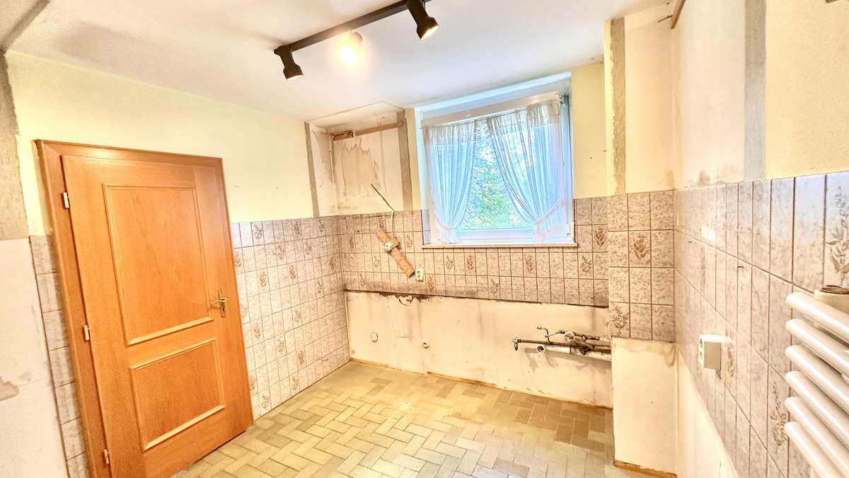 Ab sofort frei !! 3- Zi. Whg.  mit Südbalkon und Raum für ihre Wohnideen – Nähe S1