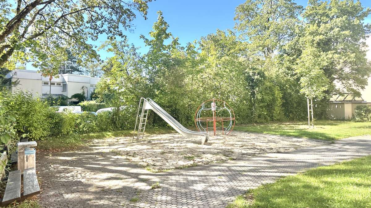 Familienfreundliche 3-Zi. Whg mit Südbalkon, EBK und TG