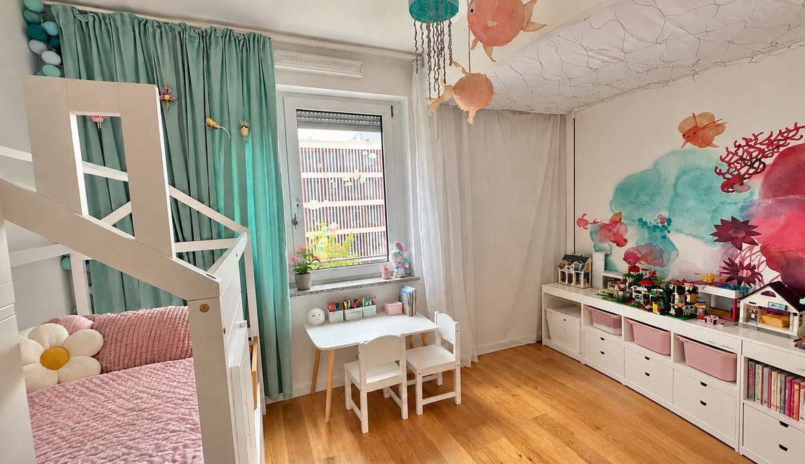 ZWEITBEZUG: 4 Zimmer, 2 Bäder, EBK und gr. Südost-Balkon (Nähe S1)