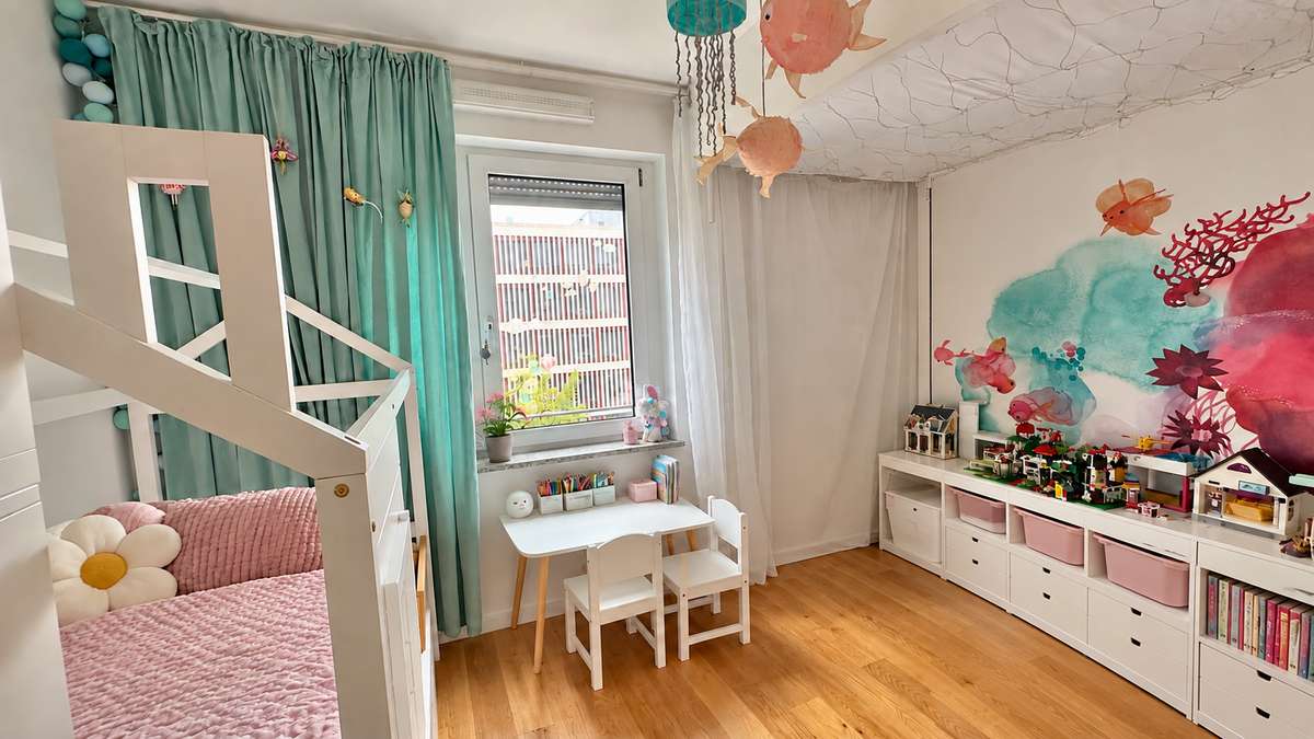 ZWEITBEZUG: 4 Zimmer, 2 Bäder, EBK und gr. Südost-Balkon (Nähe S1)