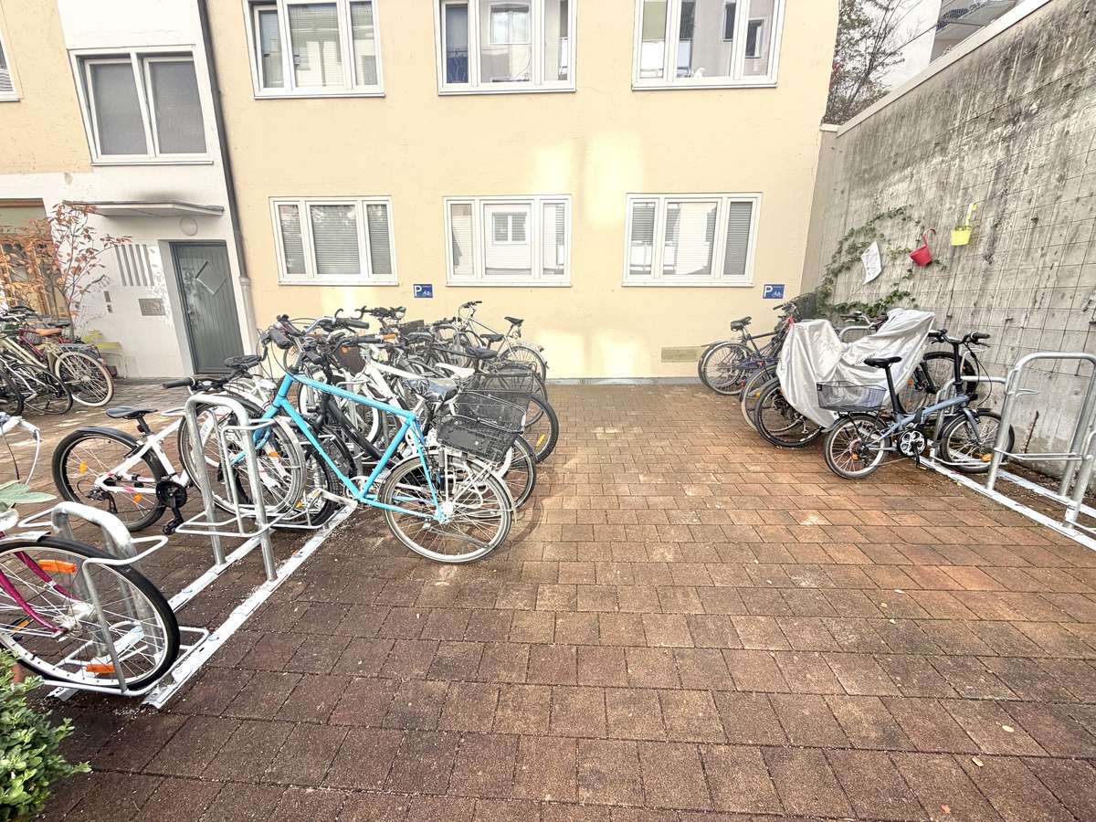 Fahrradabstellmöglichkeit Zentral leben, ruhig wohnen – 3-Zi.-Whg. in der Max-Vorstadt