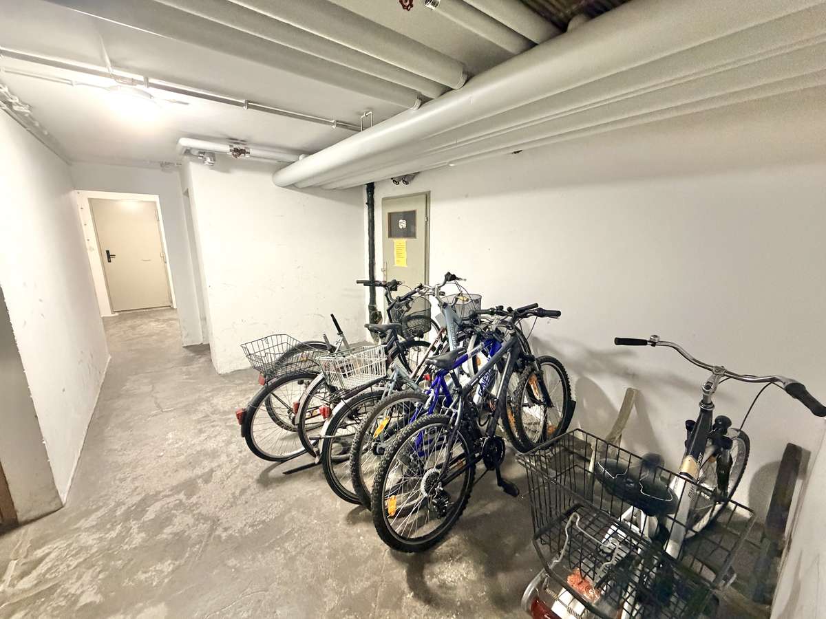 Fahrradkeller Wohnglück mit TRAUM-Alpenblick – Charmante 1-Zi.-Whg in Feldmoching