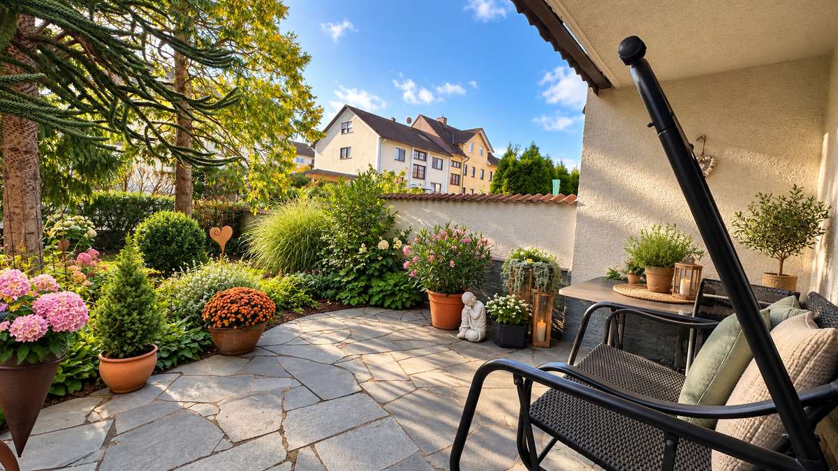 Terrasse mit Garten Goldbach ruft!! Charmantes 2-Familienhaus mit schönem Grundstück und vielen Möglichkeiten