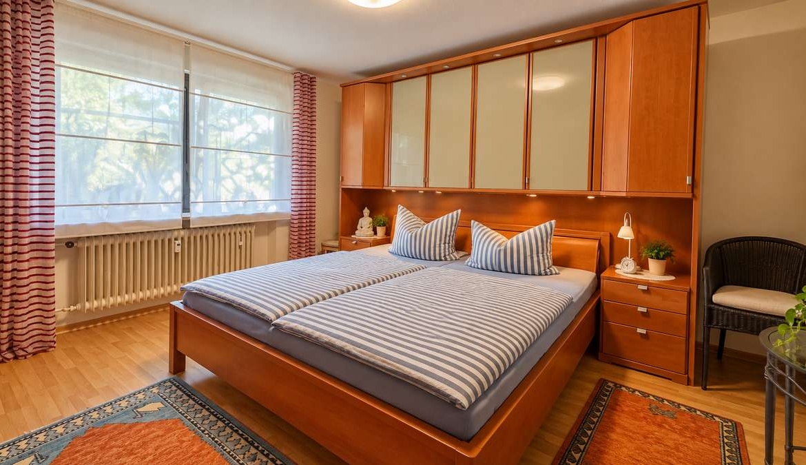 Goldbach ruft!! Charmantes 2-Familienhaus mit schönem Grundstück und vielen Möglichkeiten