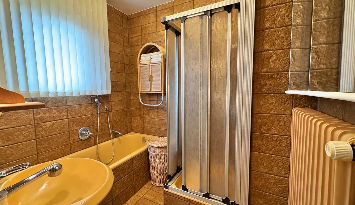 Goldbach ruft!! Charmantes 2-Familienhaus mit schönem Grundstück und vielen Möglichkeiten