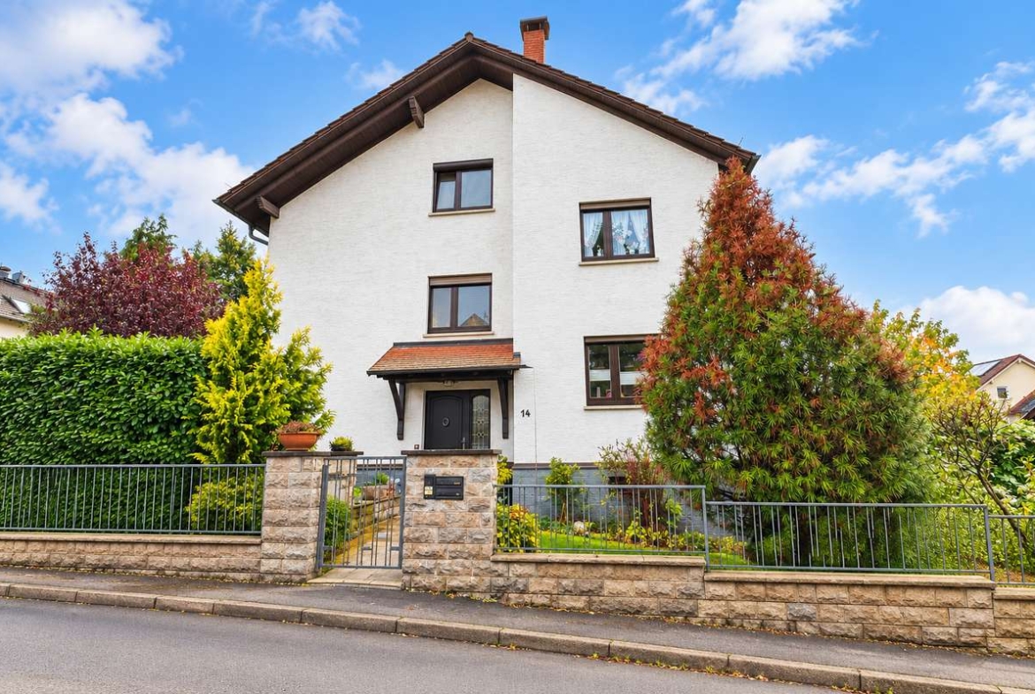 Goldbach ruft!! Charmantes 2-Familienhaus mit schönem Grundstück und vielen Möglichkeiten
