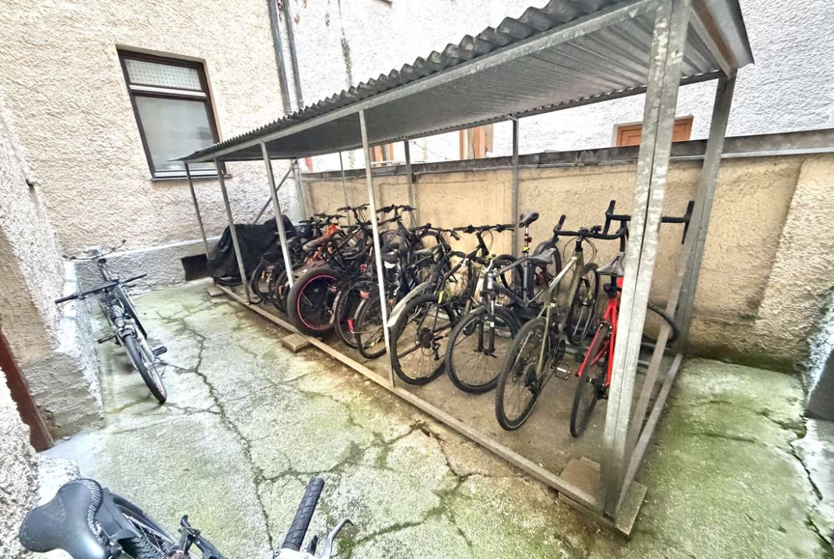 Altbauflair in bester Stadtlage – 2-Zi.-Whg. in der Isarvorstadt